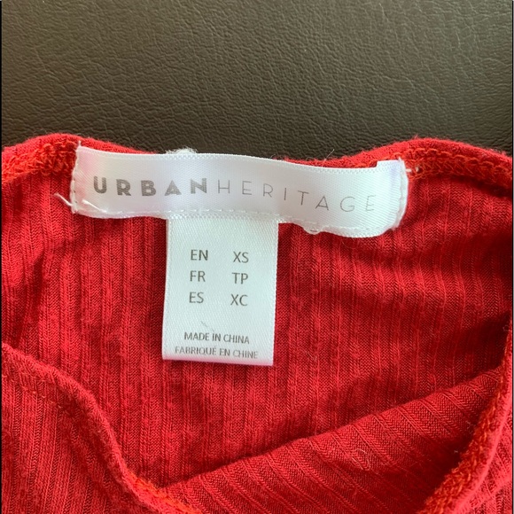 Red Ribbed Texture Crop Top - Picture 5 of 5